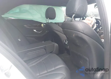 2018 Mercedes-Benz C 300 4Matic из США, поврежденный, VIN WDDWF4KB4JR396919